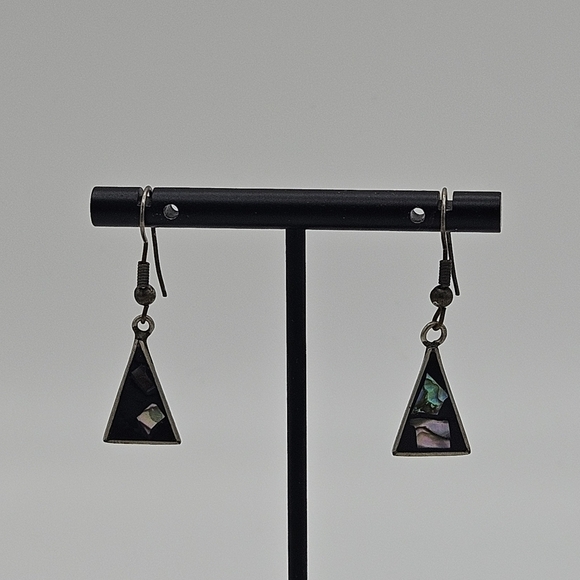 Jewelry - Alpaca Mexico triangular dangle earrings with shell inlay